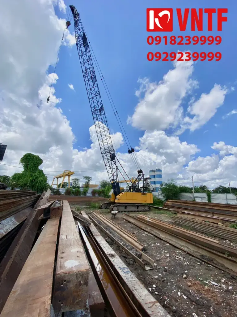 Cẩu bánh xích HITACHI CX500-C